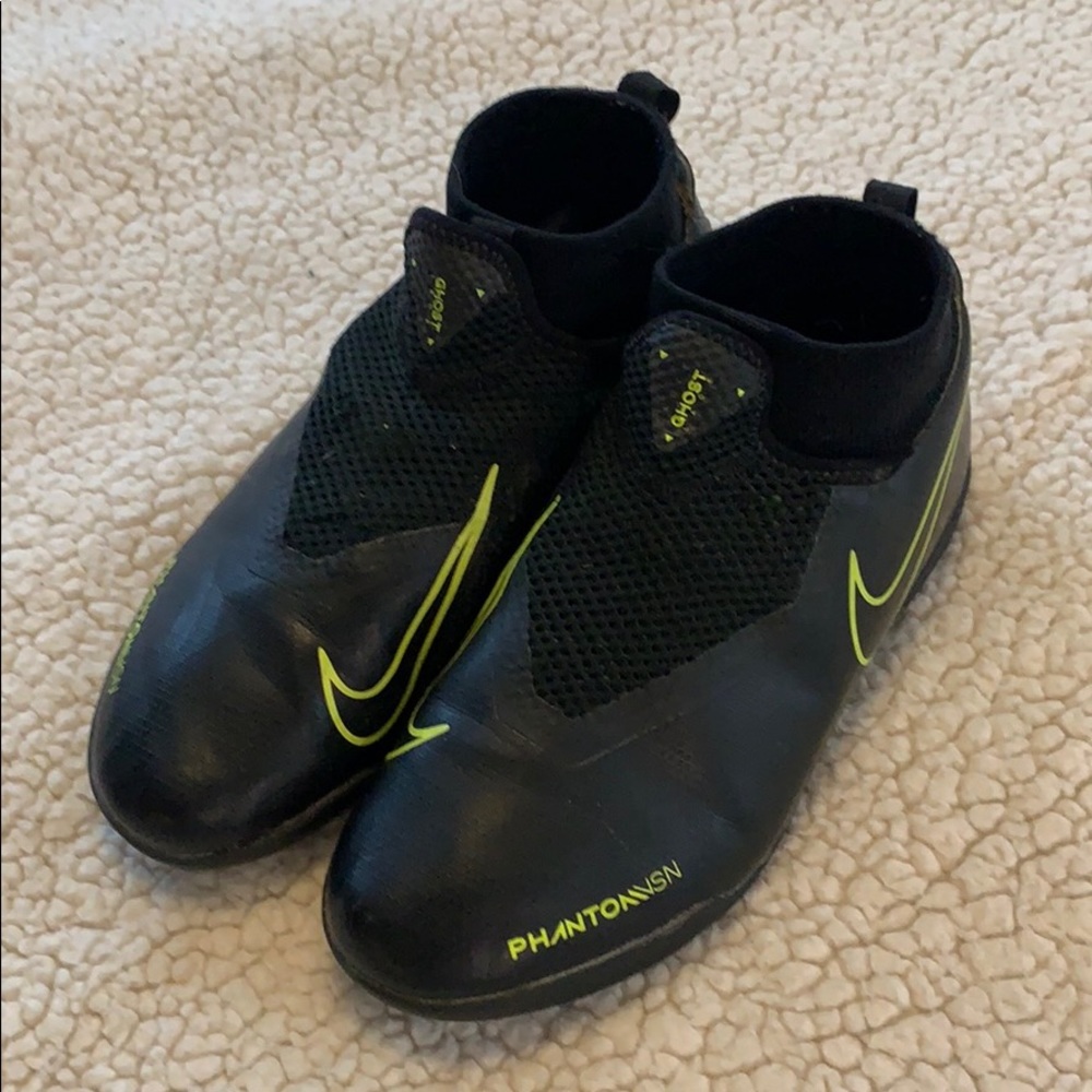 Nike phantom vision turf shoes